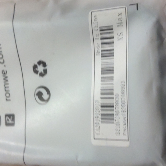 Romwe xs max cow style print case new in original packaging - Picture 2 of 3